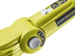 Coupe-bordure électrique à Batterie RYOBI OLT1832 - 18V - Coupe De 30 Cm - BATTERIE ET CHARGEUR NON INCLUS -Outils De Jardin coupe bordure lectrique batterie ryobi olt1832 18v coupe de 30 cm batterie et chargeur non inclus tte de coupe et perche 28620 3 1619444826 IMG 6086c45a23a1d