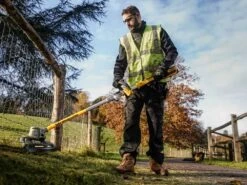 Coupe-bordures à Batterie DeWalt DCMST561P1-QW - Batterie 18V 5Ah -Outils De Jardin coupe bordures batterie dewalt dcmst561p1 qw batterie 18v 5ah dbroussailleuse dewalt dcmst561p1 qw 28891 8 1620305763 IMG 6093e7638101a