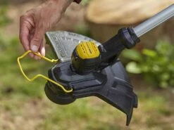 Coupe-bordures à Batterie STANLEY FATMAX V20 - 18V - 4AH -Outils De Jardin coupe bordures batterie stanley fatmax v20 18v 4ah tte de coupe 28498 3 1619086161 IMG 60814b51b1aa2