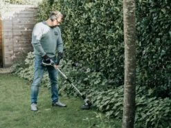 Coupe-bordures électrique à Batterie Batavia - SANS BATTERIE NI CHARGEUR -Outils De Jardin coupe bordures lectrique batterie batavia sans batterie ni chargeur coupe bordures lectrique batterie batavia sans batterie ni chargeur 32920 5 1644323556 IMG 620262e42ba4f