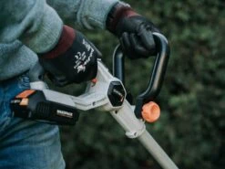 Coupe-bordures électrique à Batterie Batavia - SANS BATTERIE NI CHARGEUR -Outils De Jardin coupe bordures lectrique batterie batavia sans batterie ni chargeur coupe bordures lectrique batterie batavia sans batterie ni chargeur 32920 5 1644323556 IMG 620262e451a45