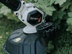Coupe-bordures électrique à Batterie Batavia - SANS BATTERIE NI CHARGEUR -Outils De Jardin coupe bordures lectrique batterie batavia sans batterie ni chargeur coupe bordures lectrique batterie batavia sans batterie ni chargeur 32920 5 1644323556 IMG 620262e46846e