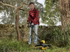 Coupe-bordures électrique à Batterie BRUSHLESS STANLEY FATMAX V20 - 18V - 4AH -Outils De Jardin coupe bordures lectrique batterie brushless stanley fatmax v20 18v 4ah coupe bordures lectrique batterie brushless stanley fatmax v20 29782 1 1623400959 IMG 60c321ffaa575