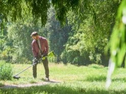 Débroussailleuse à Batterie RYOBI RY36LT33A-0 - 36V - Coupe 28-33 Mm - BATTERIES ET CHARGEUR NON INCLUS