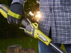 Débroussailleuse à Batterie RYOBI RY36LT33A-0 - 36V - Coupe 28-33mm - BATTERIES ET CHARGEUR NON INCLUS -Outils De Jardin dbroussailleuse batterie ryobi ry36lt33a 0 36v coupe 28 33mm batteries et chargeur non inclus moteur lectrique batterie 28641 2 1619514099 IMG 6087d2f3bc032