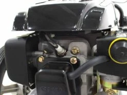 Débroussailleuse Manuelle à Roue Ama DC565. Moteur à Essence 160 Cm3. -Outils De Jardin dbroussailleuse manuelle roue ama dc565 moteur essence 160 cm3 moteur de 160 cm3 11717 1 1510917657 IMG 2052