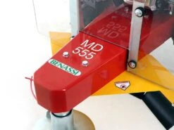 Débroussailleuse à Roues à Essence Autotractée Benassi MD 555 R - Motore Rato RV 150 -Outils De Jardin dbroussailleuse roues essence autotracte benassi md 555 r motore rato rv 150 transmission de la lame par courroie 40300 11 1678109780 IMG 6405ec54ab5a6