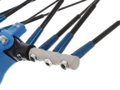 Peigne Vibreur électrique Paterlini OLIVELOX BA 3 - 12V - De 2 à 3 M -Outils De Jardin peigne vibreur lectrique paterlini olivelox ba 3 12v de 2 3 m la tte et le mcanisme de mouvement des pointes 37983 6 1665741729 IMG 634933a1e630c