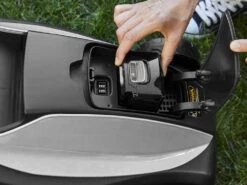 Tondeuse à Gazon électrique Sur Batterie Alpina AL1 3020 Li - Bac De Ramassage -Outils De Jardin tondeuse a gazon electrique sur batterie alpina al1 3020 li bac de ramassage moteur electrique a batterie 26908 15 1611925867 IMG 6014096bbb98e