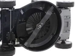 Tondeuse Autotractée Thermique CastelGarden XS 55 S - 4 En 1 - Coupe 53cm -Outils De Jardin tondeuse autotracte thermique castelgarden xs 55 s 4 en 1 coupe 53cm chssis en acier et lame 35542 3 1656419942 IMG 62baf66689d31