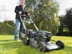 Tondeuse à Batterie EGO LM2021E-SP - Avec Batterie 56V - 5Ah -Outils De Jardin tondeuse batterie ego lm2021e sp avec batterie 56v 5ah quatre systmes de coupe 33448 2 1646989086 IMG 622b0f1e85bf6