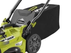Tondeuse à Batterie RYOBI RLM36X41H50G - 36V - 5Ah - Bac De 45 L - Coupe De 40 Cm -Outils De Jardin tondeuse batterie ryobi rlm36x41h50g 36v 5ah bac de 45 l coupe de 40 cm trois systmes de coupe 35473 2 1655974993 IMG 62b42c51c4eec