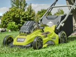 Tondeuse à Batterie RYOBI RLM36X41H50PG - 36V - 5Ah - Bac De 45 L - Coupe De 40 Cm -Outils De Jardin tondeuse batterie ryobi rlm36x41h50pg 36v 5ah bac de 45 l coupe de 40 cm moteur lectrique batterie 35469 15 1655970508 IMG 62b41acc8d4a6