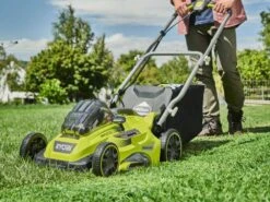 Tondeuse à Batterie RYOBI RLM36X41H50PG - 36V - 5Ah - Bac De 45 L - Coupe De 40 Cm -Outils De Jardin tondeuse batterie ryobi rlm36x41h50pg 36v 5ah bac de 45 l coupe de 40 cm tondeuse batterie ryobi rlm36x41h50pg 35469 0 1655970507 IMG 62b41acb7a46d