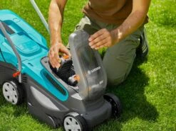 Tondeuse à Gazon Sur Batterie Gardena PowerMax 32/36V P4A - 2 Batteries 18V/2.5Ah - Largeur De Coupe 32 Cm -Outils De Jardin tondeuse gazon sur batterie gardena powermax 32 36v p4a 2 batteries 18v 2 5ah largeur de coupe 32 cm tondeuse lectrique gardena powermax 32 36v p4a 29253 14 1621503156 IMG 60a62cb4f38d5