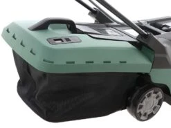 Tondeuse électrique à Batterie 4 Ah Au Lithium BOSCH AdvancedRotak 36-650 - Bac De Ramassage -Outils De Jardin tondeuse lectrique batterie 4 ah au lithium bosch advancedrotak 36 650 bac de ramassage deux systmes de coupe 17291 10 1561646013 IMG 9463