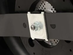 Tondeuse électrique à Batterie RYOBI RY18LMX37A-150 - 18V - 5Ah - Bac De 45 L -coupe De 37 Cm 41 Tondeuse électrique à Batterie RYOBI RY18LMX37A-150 - 18V - 5Ah - Bac De 45 L -coupe De 37 Cm -Outils De Jardin tondeuse lectrique batterie ryobi ry18lmx37a 150 18v 5ah bac de 45 l coupe de 37 cm lame en acier et chssis 29465 4 1622030934 IMG 60ae3a5644ef6