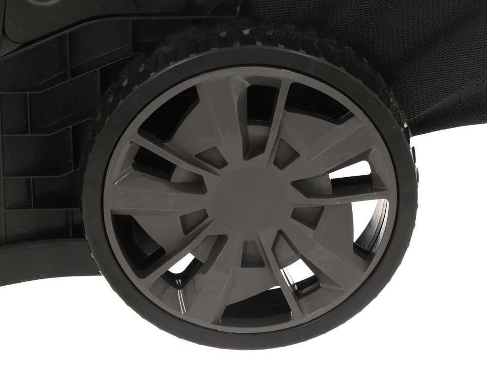 Tondeuse électrique à Batterie RYOBI RY18LMX37A-150 - 18V - 5Ah - Bac De 45 L -coupe De 37 Cm 19 Tondeuse électrique à Batterie RYOBI RY18LMX37A-150 - 18V - 5Ah - Bac De 45 L -coupe De 37 Cm – Image 17