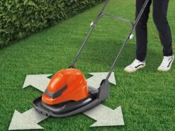 Tondeuse électrique Flymo SimpliGlide 300 - Largeur De Coupe 30 Cm 25 Tondeuse électrique Flymo SimpliGlide 300 - Largeur De Coupe 30 Cm -Outils De Jardin tondeuse lectrique flymo simpliglide 300 largeur de coupe 30 cm tondeuse lectrique flymo simpliglide 300 29238 8 1621432763 IMG 60a519bb86b25