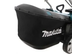 Tondeuse électrique à Gazon 1200W Makita ELM3320 - 2 En1 Bac + éjection Arrière - 33 Cm -Outils De Jardin tondeuse lectrique gazon 1200w makita elm3320 2 en1 bac jection arrire 33 cm tondeuse lectrique gazon makita elm3320 17279 0 1561559671 17100 0 1560787407 IMG 7689