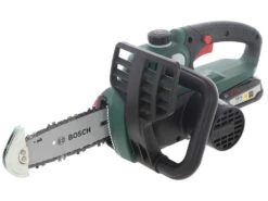 Tronçonneuse à Batterie BOSCH UniversalChain 18 - Batterie De 2.5Ah 18V - Ultra-légère -Outils De Jardin trononneuse batterie bosch universalchain 18 batterie de 2 5ah 18v ultra lgre trononneuse batterie bosch universalchain 18 batterie 2 5ah 18v 17653 0 1564388806 IMG 3652