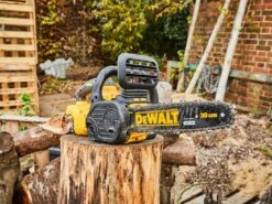 Tronçonneuse à Batterie DeWalt DCM565N-XJ - BATTERIE ET CHARGEUR NON INCLUS 25 Tronçonneuse à Batterie DeWalt DCM565N-XJ - BATTERIE ET CHARGEUR NON INCLUS -Outils De Jardin trononneuse batterie dewalt dcm565n xj batterie et chargeur non inclus trononneuse batterie dewalt dcm565n xj batterie et chargeur non inclus 28855 1 1620223688 IMG 6092a6c8d732c