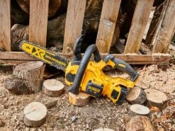 Tronçonneuse à Batterie DeWalt DCM565N-XJ - BATTERIE ET CHARGEUR NON INCLUS 27 Tronçonneuse à Batterie DeWalt DCM565N-XJ - BATTERIE ET CHARGEUR NON INCLUS -Outils De Jardin trononneuse batterie dewalt dcm565n xj batterie et chargeur non inclus trononneuse batterie dewalt dcm565n xj batterie et chargeur non inclus 28855 1 1620223689 IMG 6092a6c907777