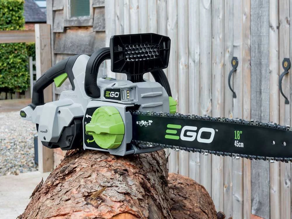 Tronçonneuse à Batterie EGO CS1800E 56V 2.5Ah - Longueur De Coupe De 45 Cm 21 Tronçonneuse à Batterie EGO CS1800E 56V 2.5Ah - Longueur De Coupe De 45 Cm – Image 19