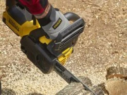 Tronçonneuse à Batterie STANLEY FATMAX V20 - Batterie 18V 4AH -Outils De Jardin trononneuse batterie stanley fatmax v20 batterie 18v 4ah trononneuse lectrique stanley fatmax v20 batterie 28619 0 1619510741 IMG 6087c5d5b4bd2