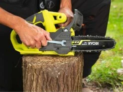 Tronçonneuse Compacte RYOBI RY18CS20A-125 - 18V - 2.5Ah - Longueur Guide De 20 Cm -Outils De Jardin trononneuse compacte ryobi ry18cs20a 125 18v 2 5ah longueur guide de 20 cm caractristiques principales 34599 2 1652867376 IMG 6284c130e57e4