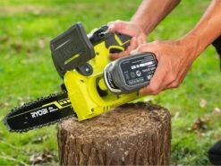 Tronçonneuse Compacte RYOBI RY18CS20A-125 - 18V - 2.5Ah - Longueur Guide De 20 Cm -Outils De Jardin trononneuse compacte ryobi ry18cs20a 125 18v 2 5ah longueur guide de 20 cm trononneuse lectrique batterie brushless ryobi 18v guide 20 cm 34599 1 1652867376 IMG 6284c130e1503