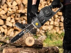 Tronçonneuse électrique à Batterie De Coupe Batavia - 2 X 18V - SANS BATTERIE NI CHARGEUR -Outils De Jardin trononneuse lectrique batterie de coupe batavia 2 x 18v sans batterie ni chargeur barre de coupe 38315 3 1667815392 IMG 6368d7e07e569