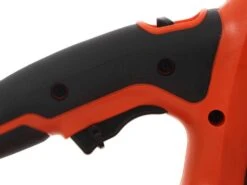 Black & Decker Tronçonneuse électrique Black&Decker GKC1825L20-QW - Lame De 25 Cm - Batterie Au Lithium 18V 2Ah -Outils De Jardin trononneuse lectrique black decker gkc1825l20 qw lame de 25 cm batterie au lithium 18v 2ah principales caractristiques 17227 1 1561364477 IMG 8549