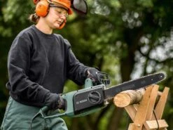 Tronçonneuse électrique BOSCH Universal Chain 35 - 1800 W 33 Tronçonneuse électrique BOSCH Universal Chain 35 - 1800 W -Outils De Jardin trononneuse lectrique bosch universal chain 35 1800 w trononneuse lectrique universal chain 35 24958 0 1598520177 IMG 5f477b71e1662