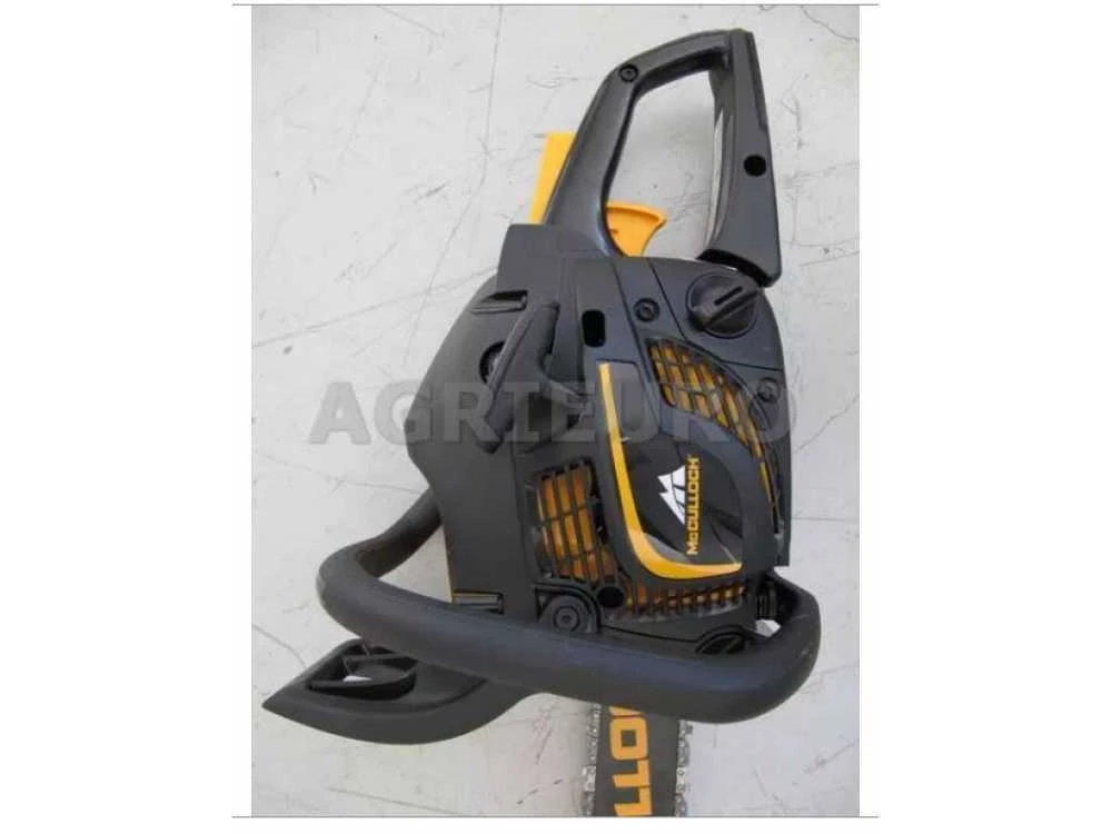 Tronçonneuse McCulloch CS380 - 16" - Guide Cm 40 - Moteur Thermique 38 Cm3 6 Tronçonneuse McCulloch CS380 - 16" - Guide Cm 40 - Moteur Thermique 38 Cm3 – Image 4