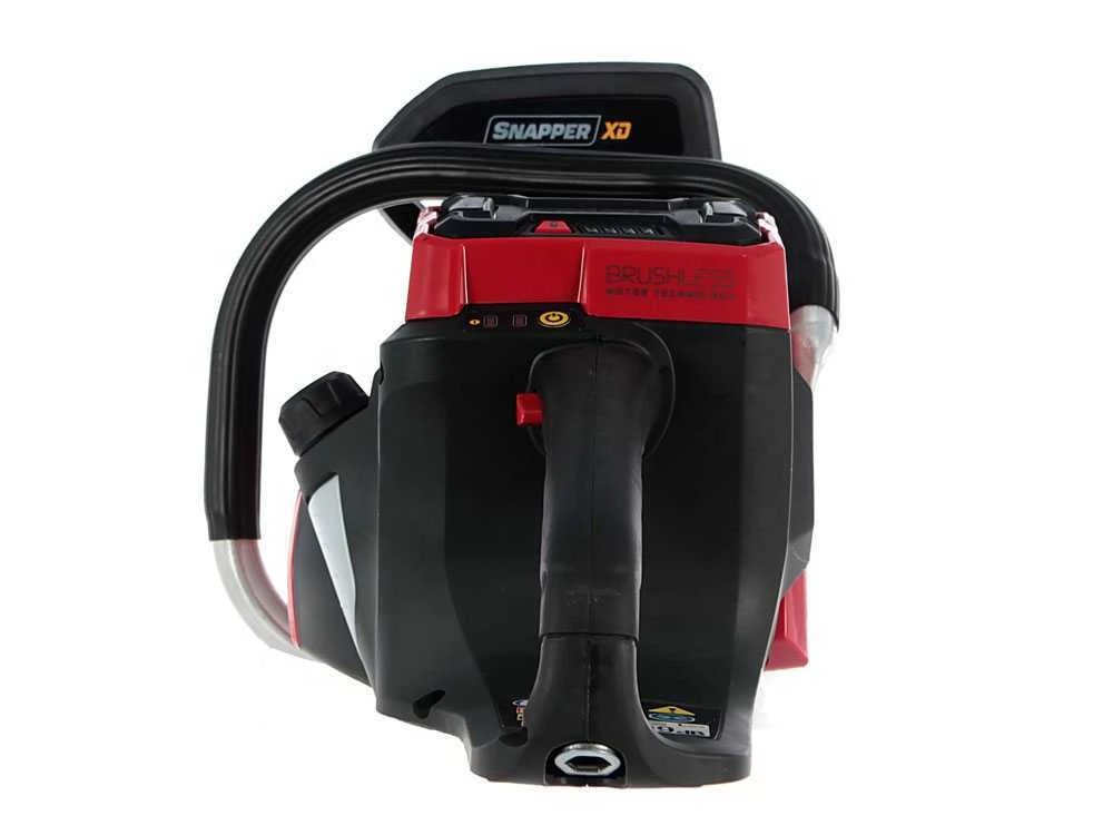 Tronçonneuse Snapper SXDCS82 82V - 2 Ah Avec Batterie Et Chargeur De Batterie Briggs&Stratton 11 Tronçonneuse Snapper SXDCS82 82V - 2 Ah Avec Batterie Et Chargeur De Batterie Briggs&Stratton – Image 9